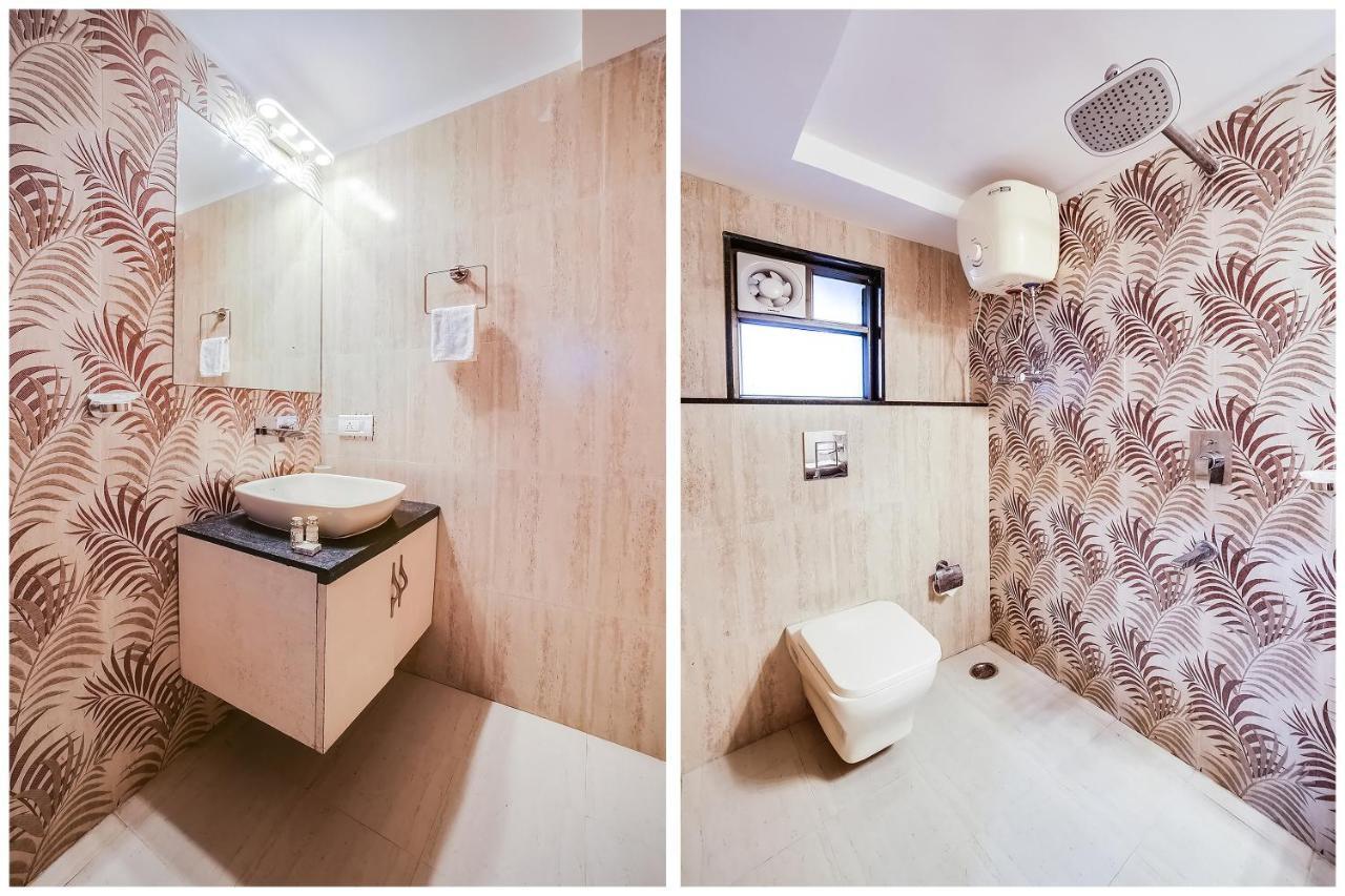 Capital O 61351 Waii International Hotell Bhalukpung Exteriör bild